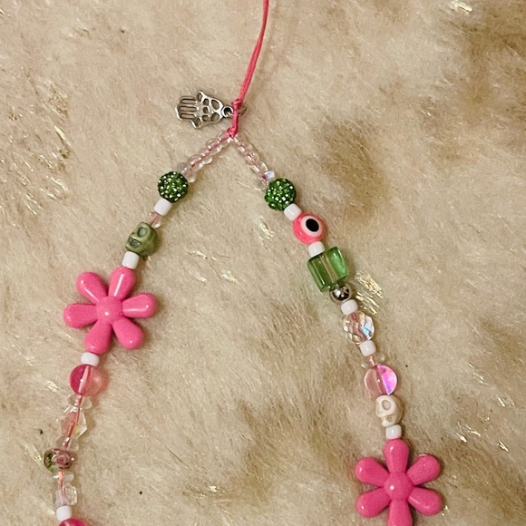 Phone String! 🌸💚 - Picture 4 of 6